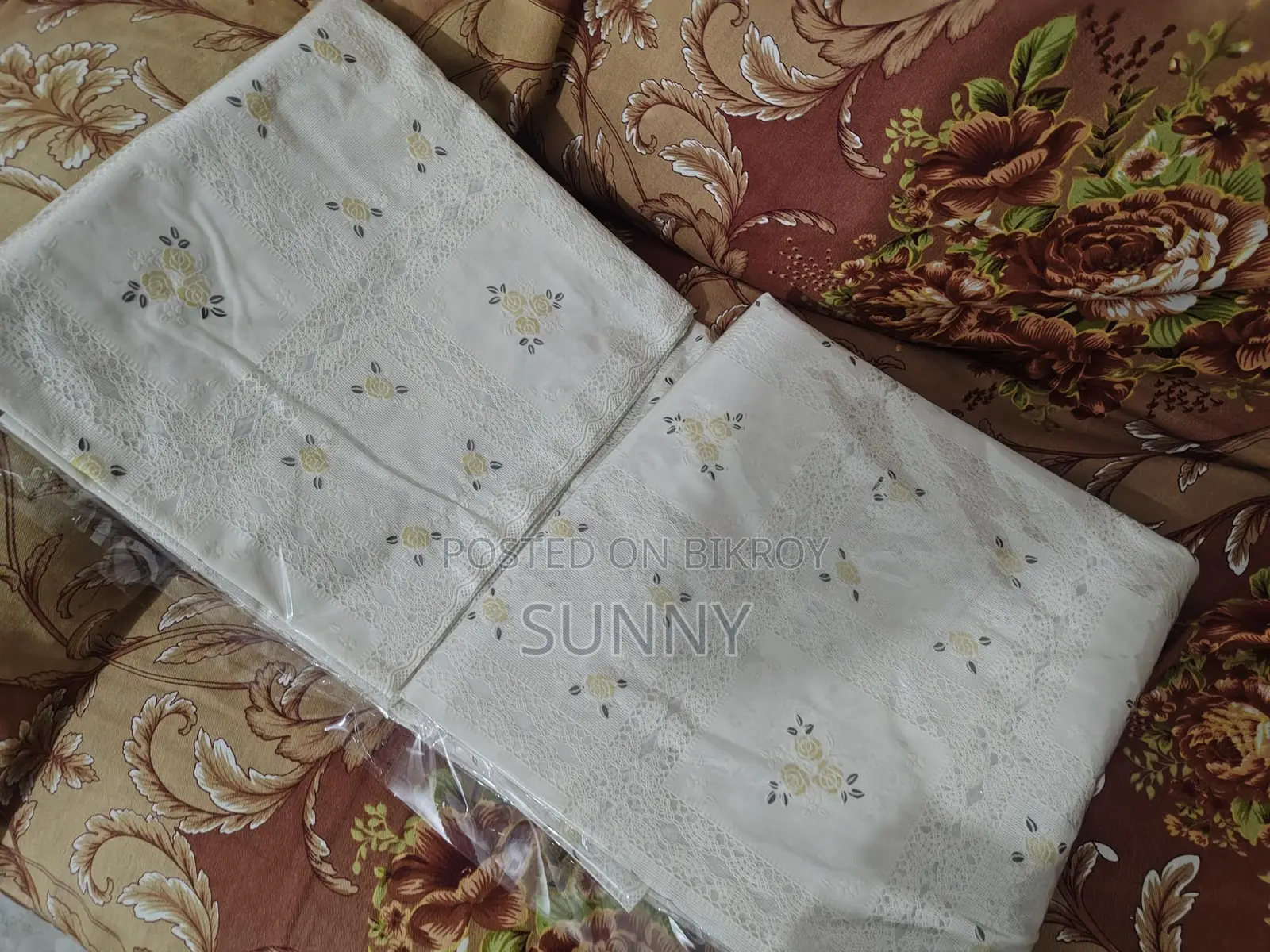 Dining Table Cloth with Poly