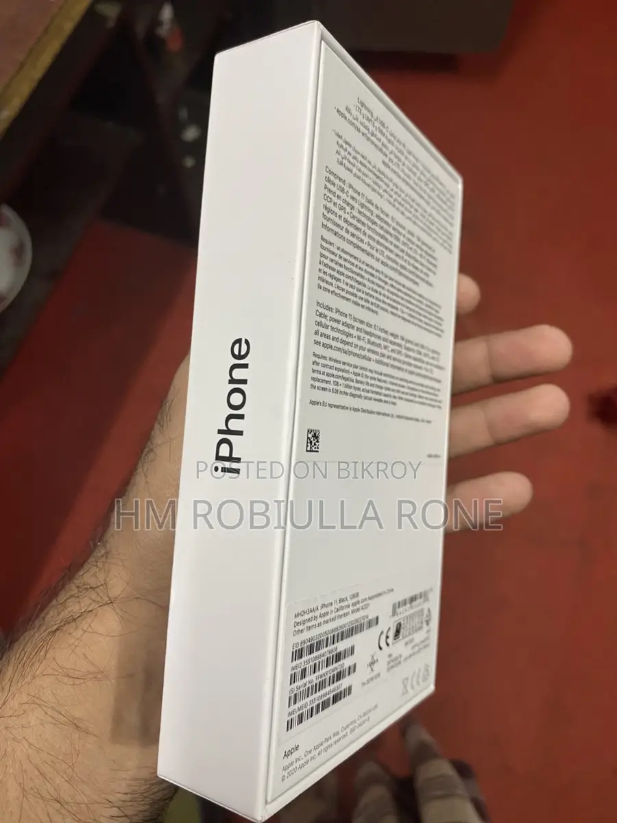 Apple iPhone 11 . (Used)