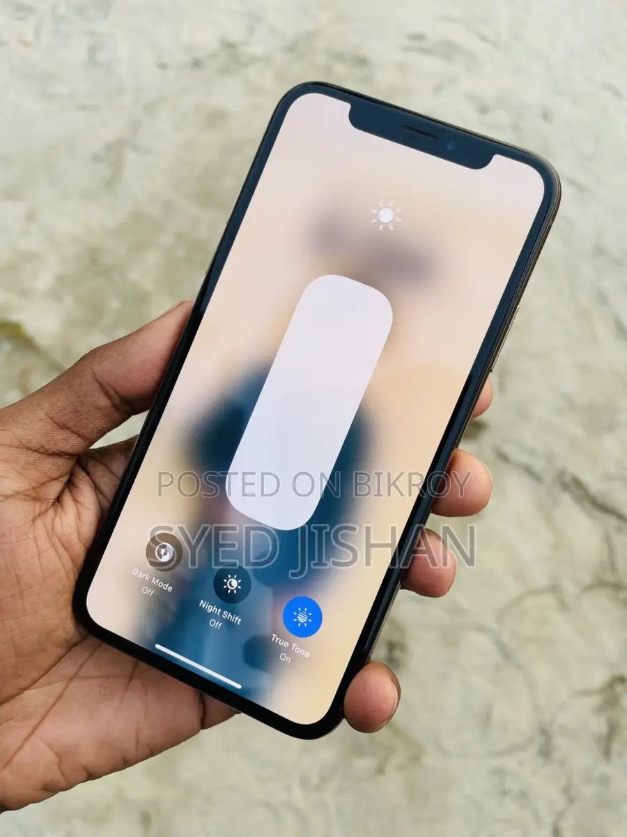 Apple iPhone XS 64 gb (Used)