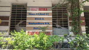 South Facing Flat Rent at Bashundhara D Block Near Apan Maert.
