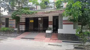 South Facing Flat Rent at Bashundhara D Block Near Apan Maert.