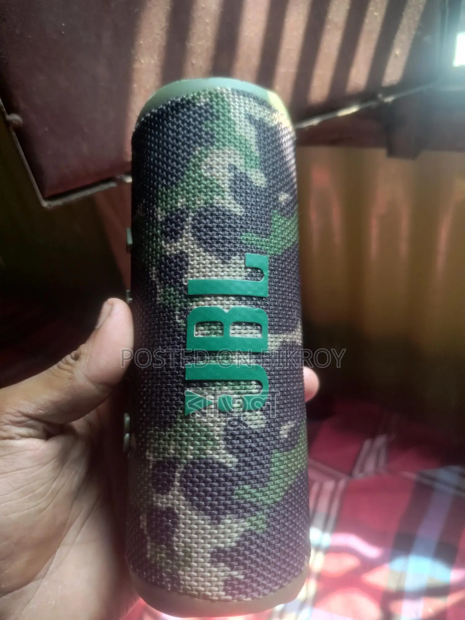 Fl1p6 Speaker