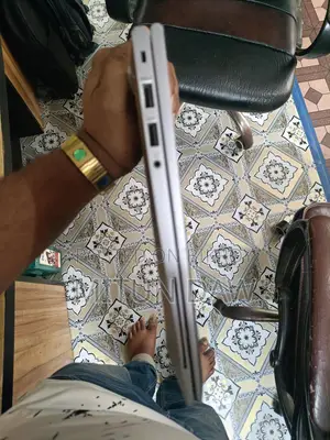 HP ZBook Firefly 14 G7 Workstation