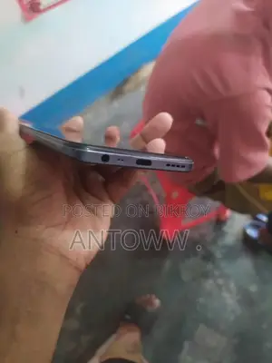 Realme 8 (Used)