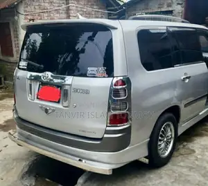 Toyota Succeed 2011