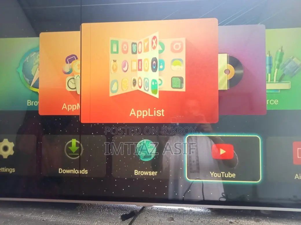 49" Smart TV