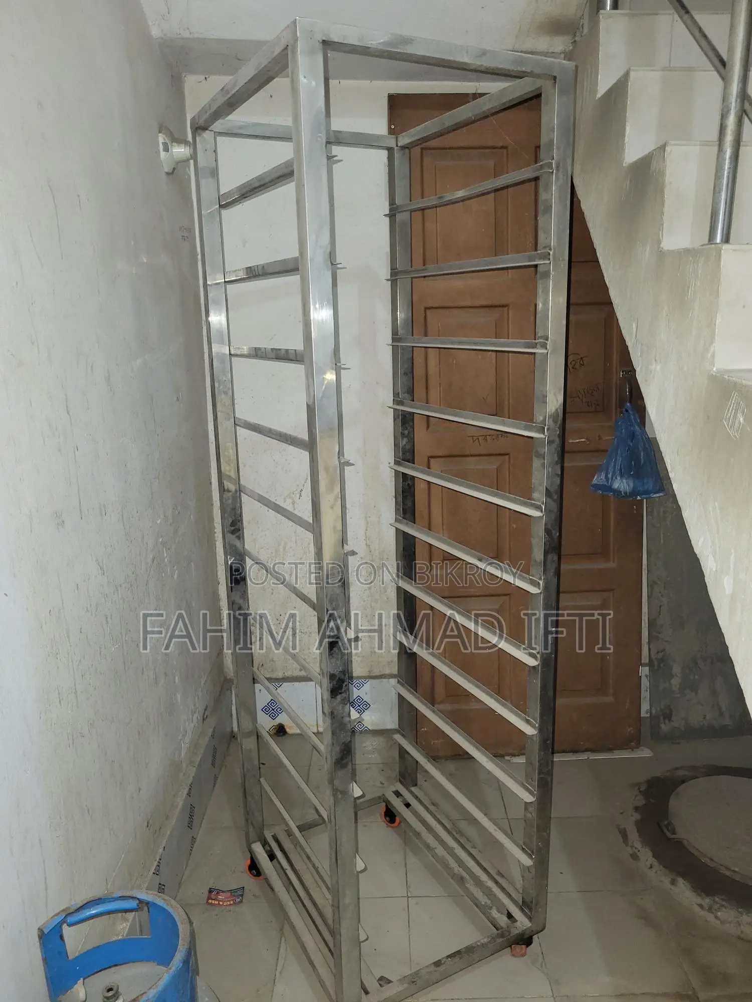 Ss Body Baking Tray Trolley/ Stand