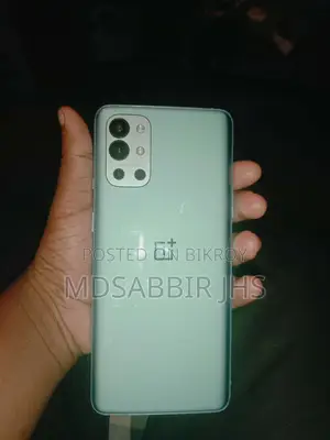 OnePlus 9R . (Used)