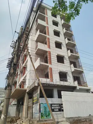 দক্ষিণ-পশ্চিম কোণার অ্যাপার্টমেন্টটি প্রায় প্রস্তুত