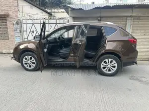 Toyota Noah 2017