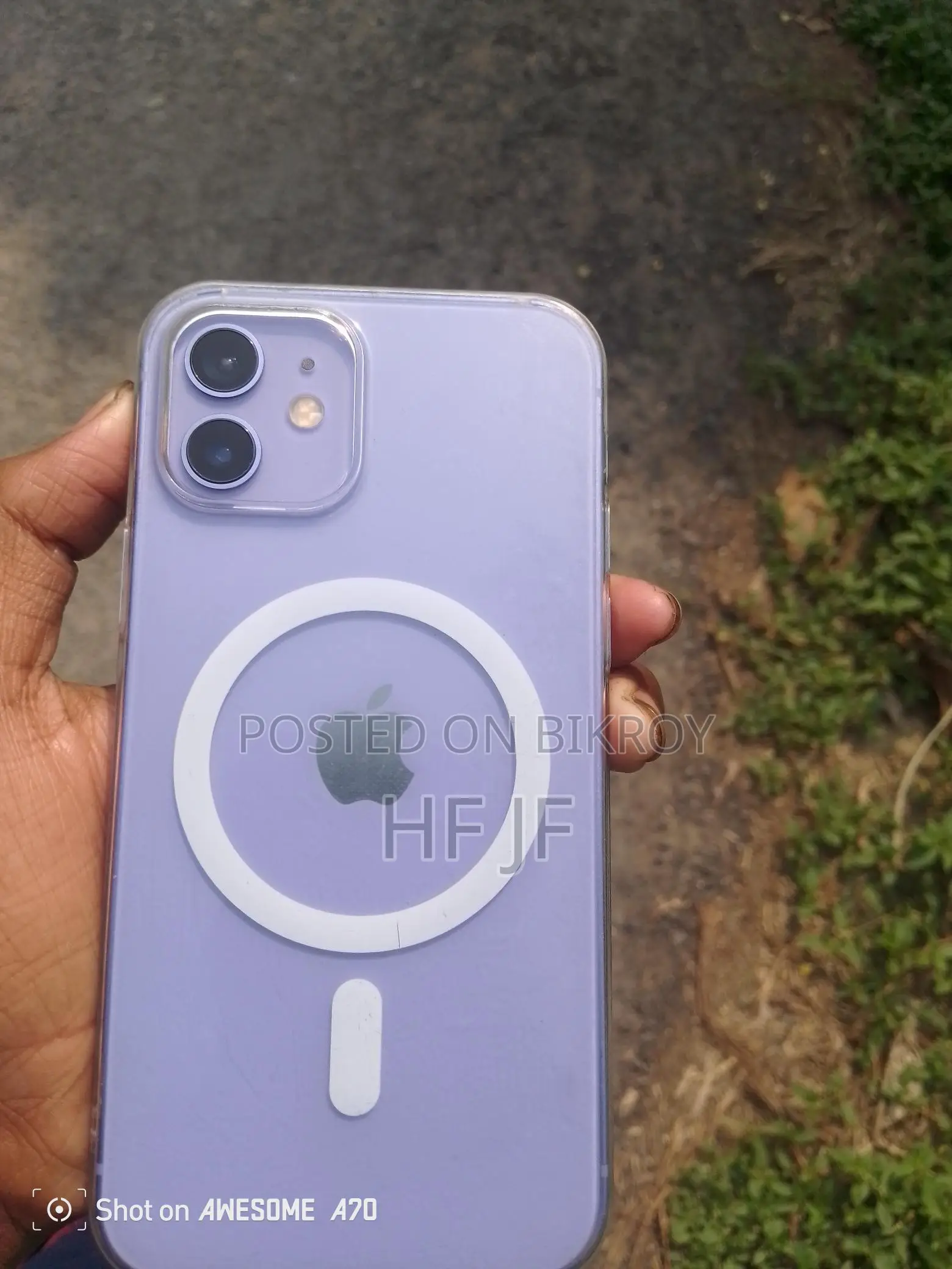 Apple iPhone 12 (Used)