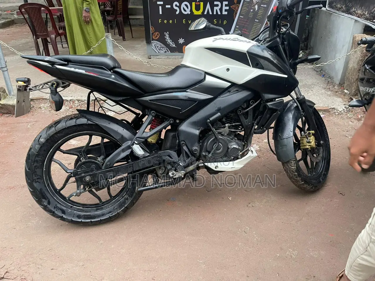 Bajaj Pulsar NS 160 . 2018