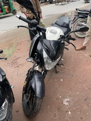 Bajaj Pulsar NS 160 . 2018