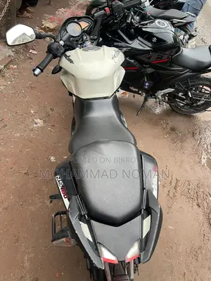 Bajaj Pulsar NS 160 . 2018