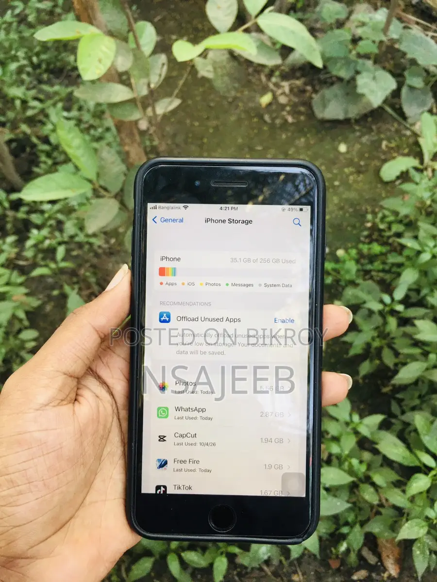 Apple iPhone 8 Plus (Used)