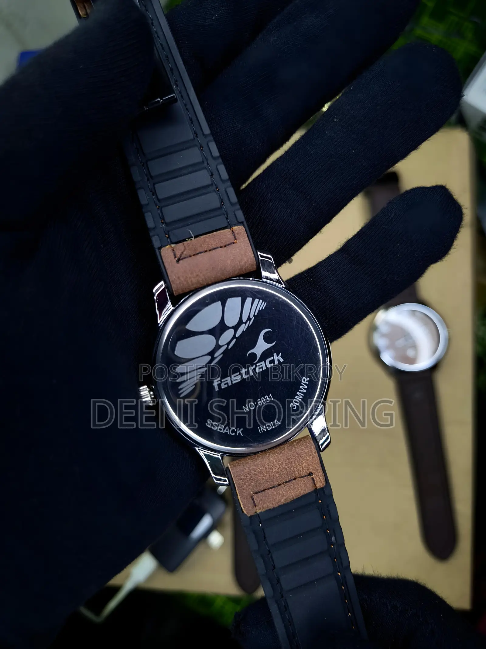 Fastrack 6031 Premium Watch