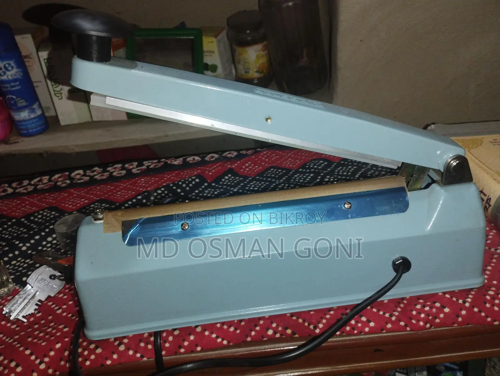 Hand Sealing Machine