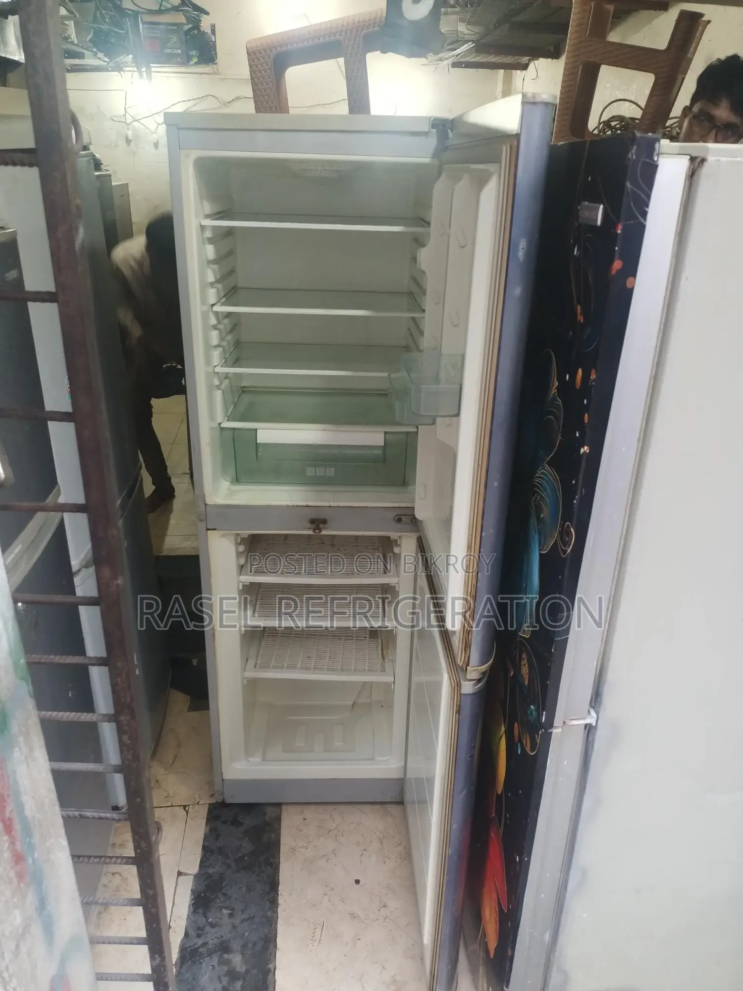 14 CFT running LG refrigerator for sale. 1 month compressor warranty.