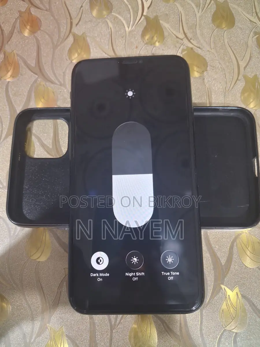 Apple iPhone 11 Pro Max (Used)