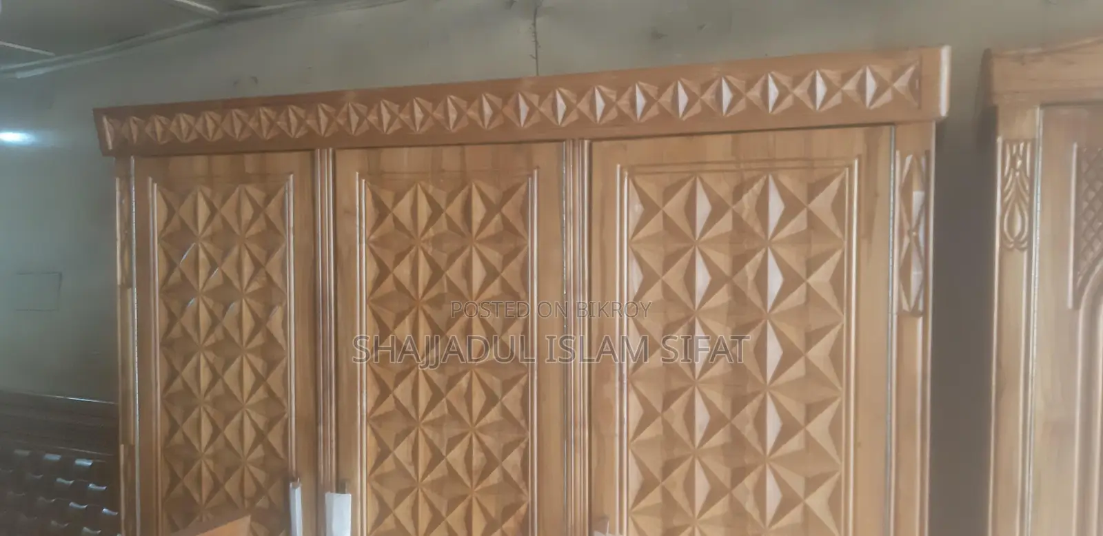 Almirah for sale