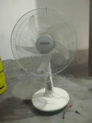Deffender Solar 16" Fan বিক্রয় করা হবে।