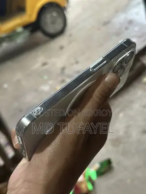Apple iPhone 13 Pro (Used)