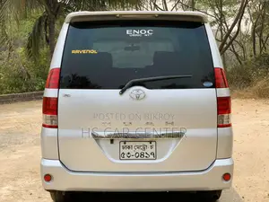 Toyota Noah X Full Fresh 2004