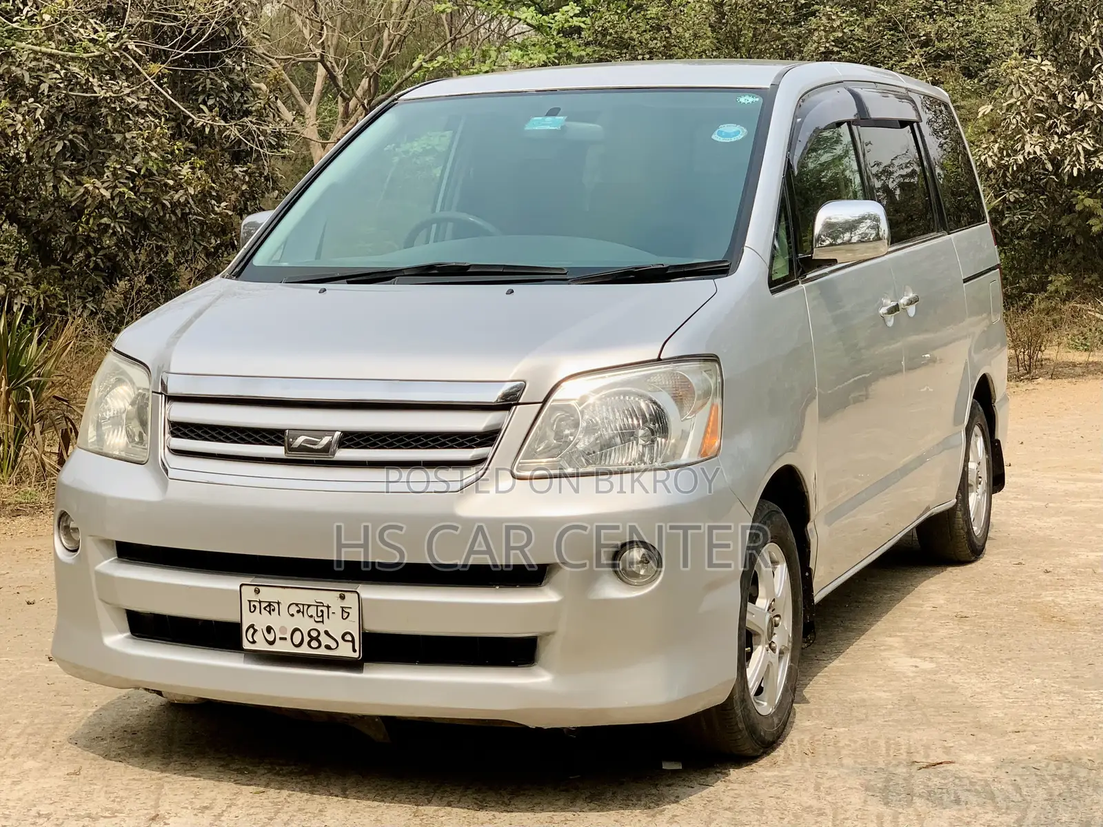 Toyota Noah X Full Fresh 2004