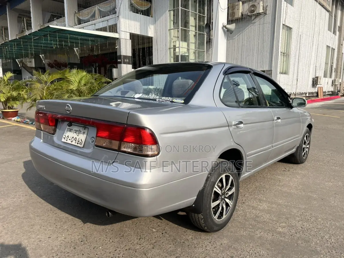 Nissan Sunny Cosmo Ti Shape 2003 Silver
