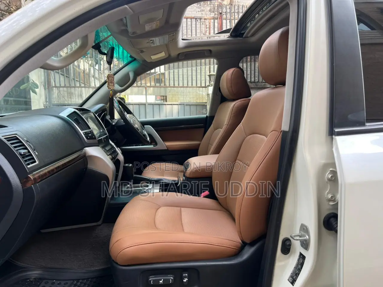 Toyota Land Cruiser VX-V8 (Diesel Turbo) 2014