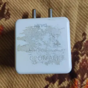 One Plus 7 ফোনের অ্যাডাপ্টার
