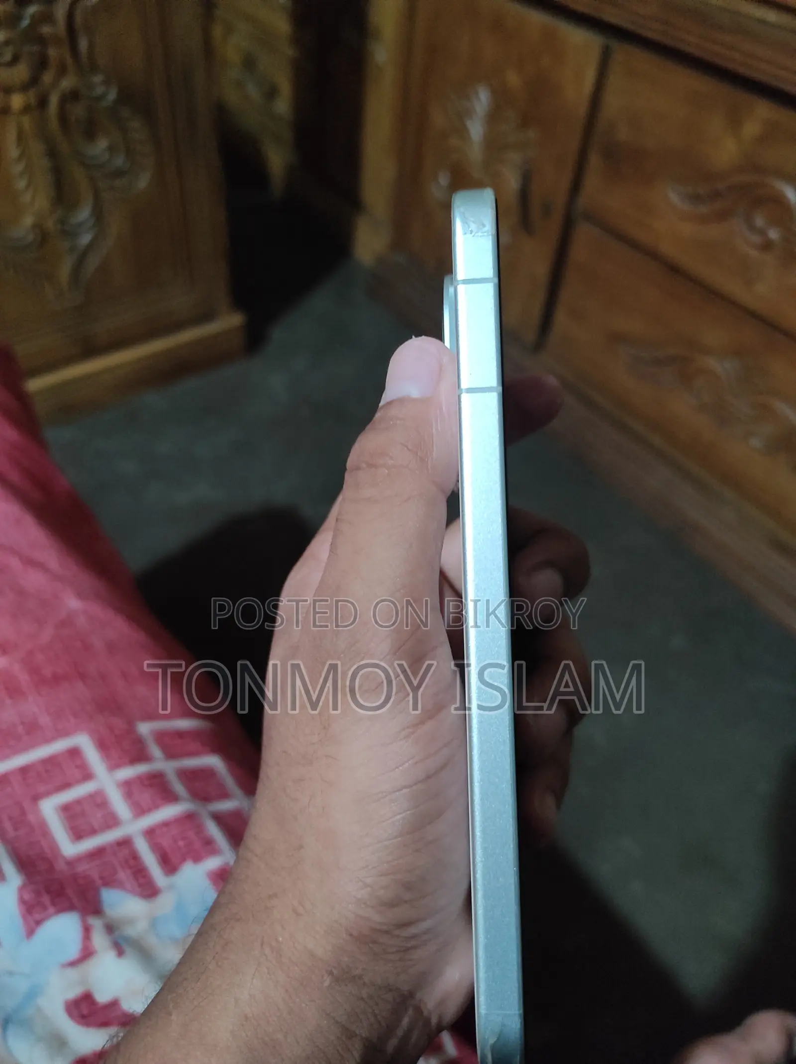 iQOO (Used)