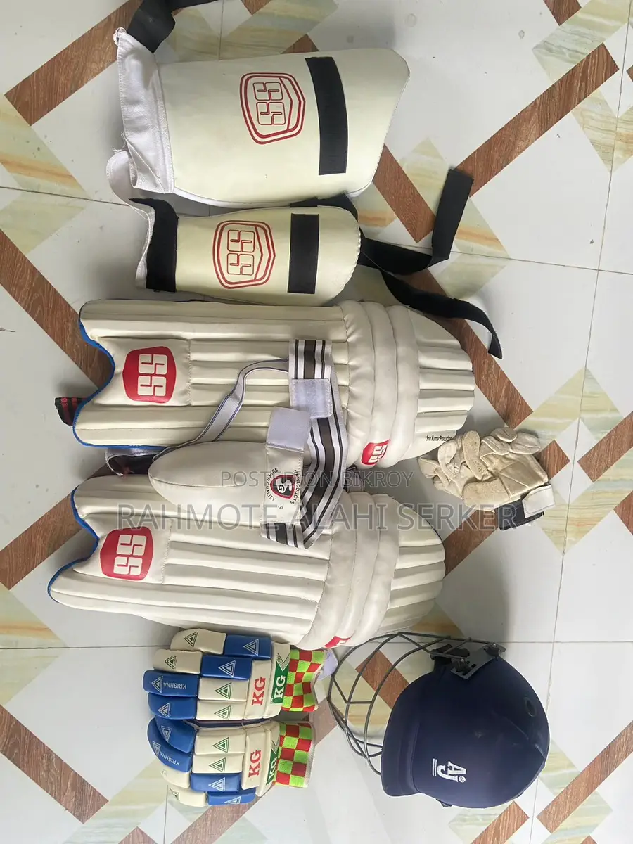 ক্রিকেট কিট এক্সেসরিজ