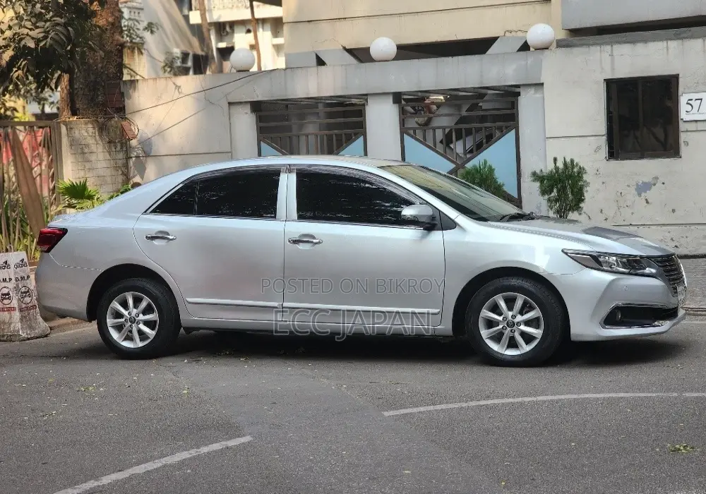 Toyota Premio 1.5 FWD 2017 Silver