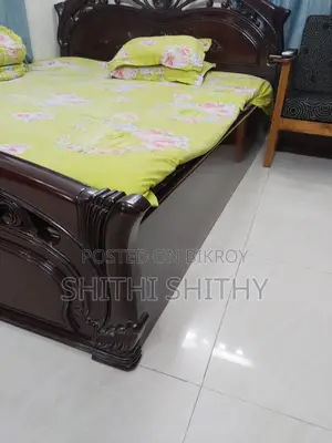 বক্স খাট নাদিয়ার