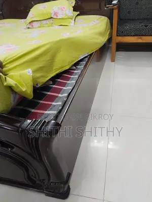 বক্স খাট নাদিয়ার