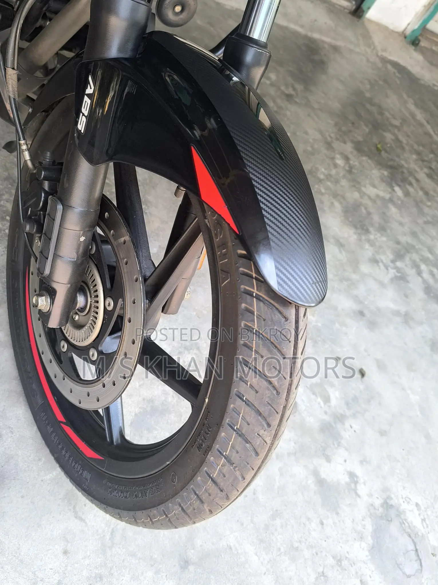 Bajaj Pulsar Double Disc ABS 2022
