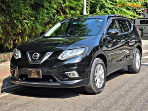 Nissan X-Trail Sunroof & 7 Seat 2012