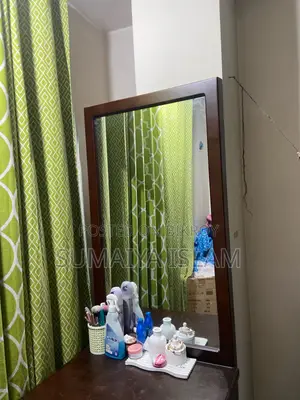 ড্রেসিং টেবিল বিক্রির জন্য