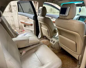 Toyota Harrier 240G 2004