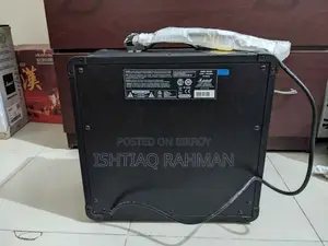 Marshall Mg15 Gold