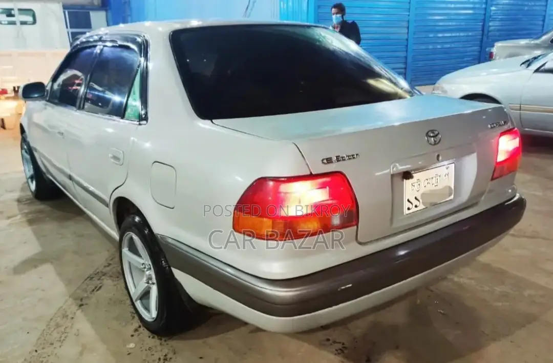 Toyota Corolla 110 XE SALOON G 1997