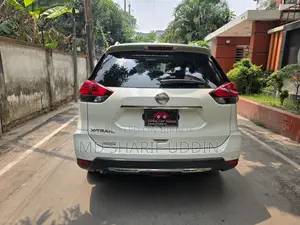 Nissan X-Trail 2.0 Petrol AWD 2021 Pearl