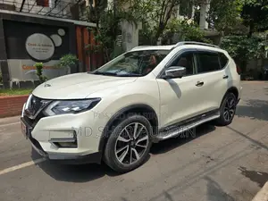Nissan X-Trail 2.0 Petrol AWD 2021 Pearl