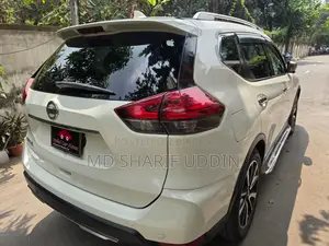 Nissan X-Trail 2.0 Petrol AWD 2021 Pearl