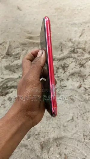 Apple iPhone 11 (Used)
