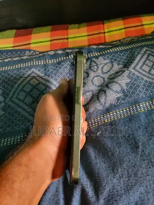 Apple iPhone 13 (Used)