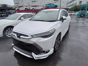 টয়োটা করোলা ক্রস জেড পার্ল হার্ডটপ, ৩৬০ ২০২২