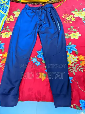 সোয়েটার প্যান্ট