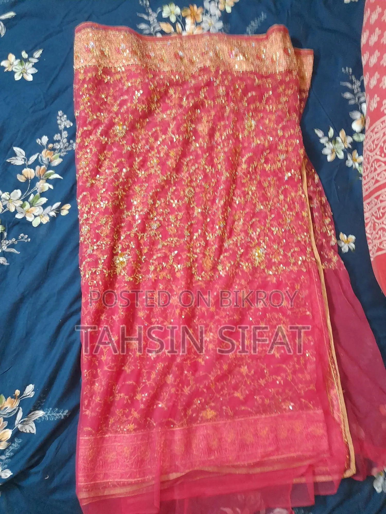 শাড়ি বিক্রির জন্য
